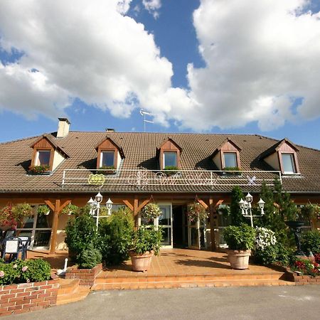 Hotel Le Val Moret Magnant Buitenkant foto